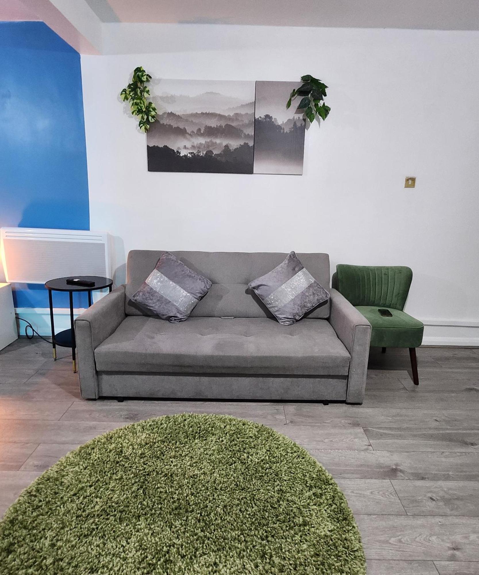 New Deluxe Studio Apt-2 London Luaran gambar