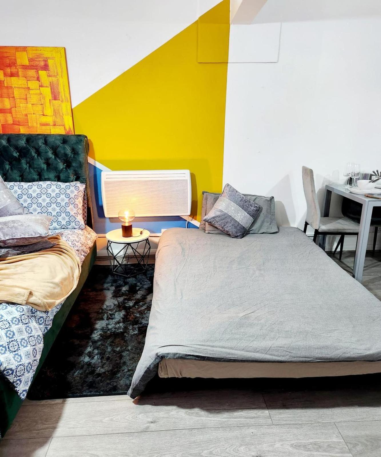 New Deluxe Studio Apt-2 London Bilik gambar