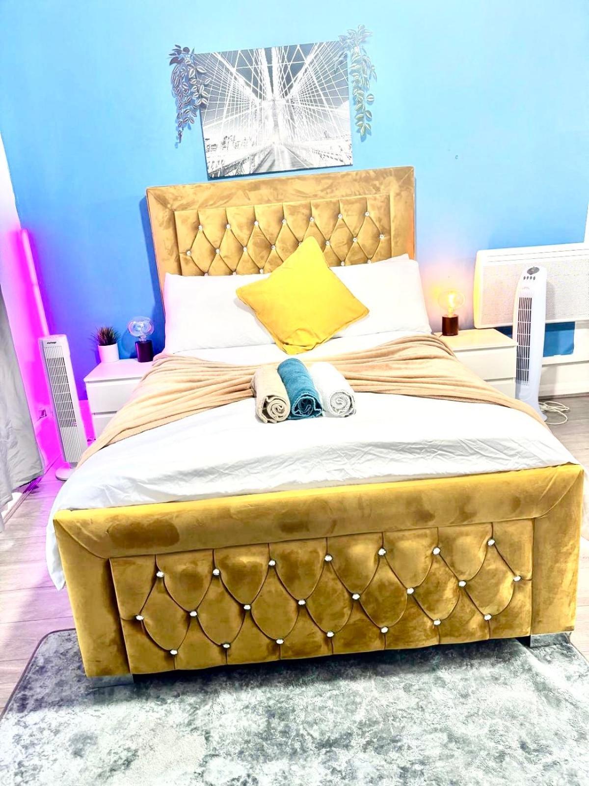 New Deluxe Studio Apt-2 London Luaran gambar